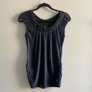 Motherhood Maternity nursing top, size small